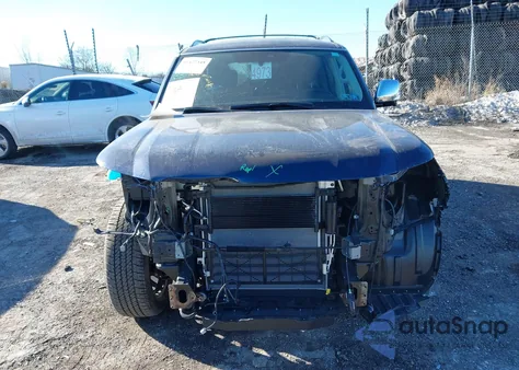 2024 Nissan Armada Platinum 4Wd z USA, uszkodzony, nr VIN JN8AY2DBXR9853961